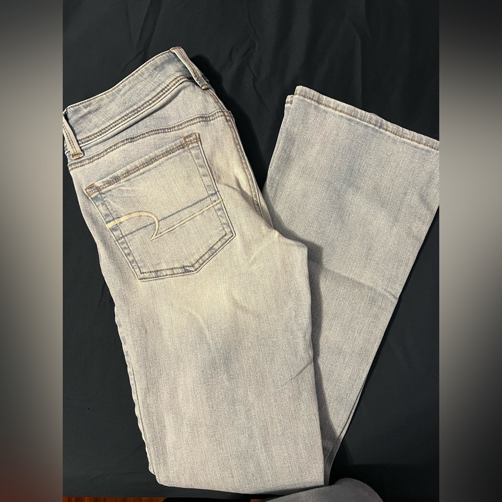 Low rise kick boot American Eagle jeans